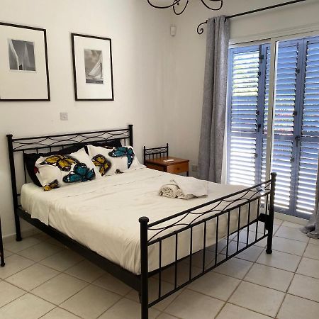 Sunny Garden Apartment Paphos Exterior foto